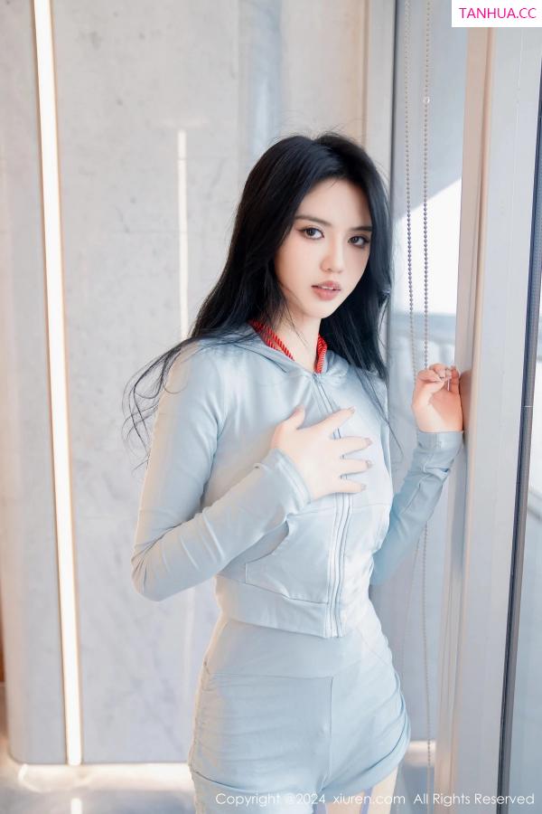 李浅浅  [XiuRen]高清写真图 2024.02.19 No.8105 浅浅Danny 捆绑美腿第10张图片
